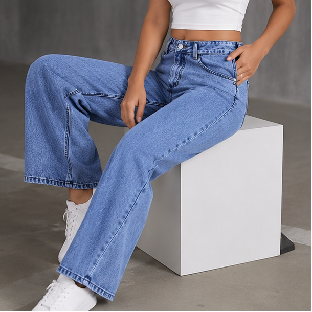 Women's Sky Blue Straight Fit Cotton Jeans | High Rise Light Wash Casual Denim